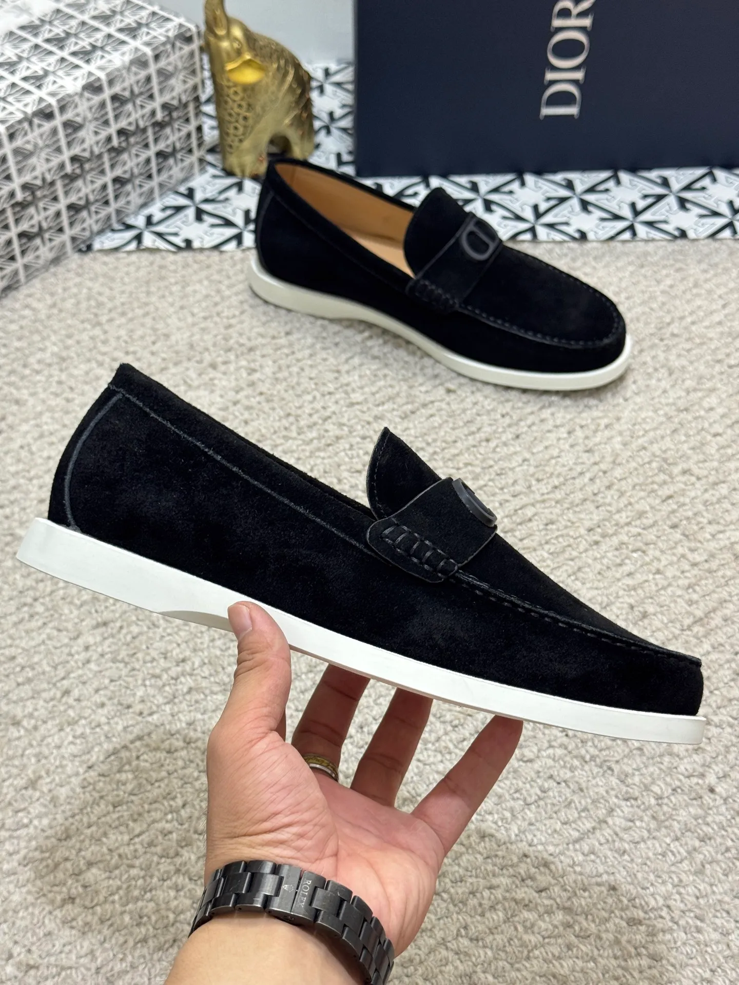 Men's men's shoes 💰480 [New style] 🍺🍺Dior men's casual shoes - a high version of the original one-to-one replica. It is a casual dress shoe. Crafted from luxuriously soft navy suede❤️‍🔥Cow leather lining💘Oblique printed panels on the upper. The lightweight white rubber sole adds sophistication, with an Oblique pattern engraved on the outsole and branding on the back. Size: 38-44 (45, 46 customized